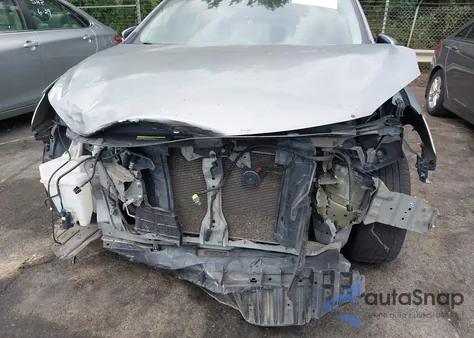 2014 Nissan Sentra S z USA, uszkodzony, nr VIN 3N1AB7AP0EL643464